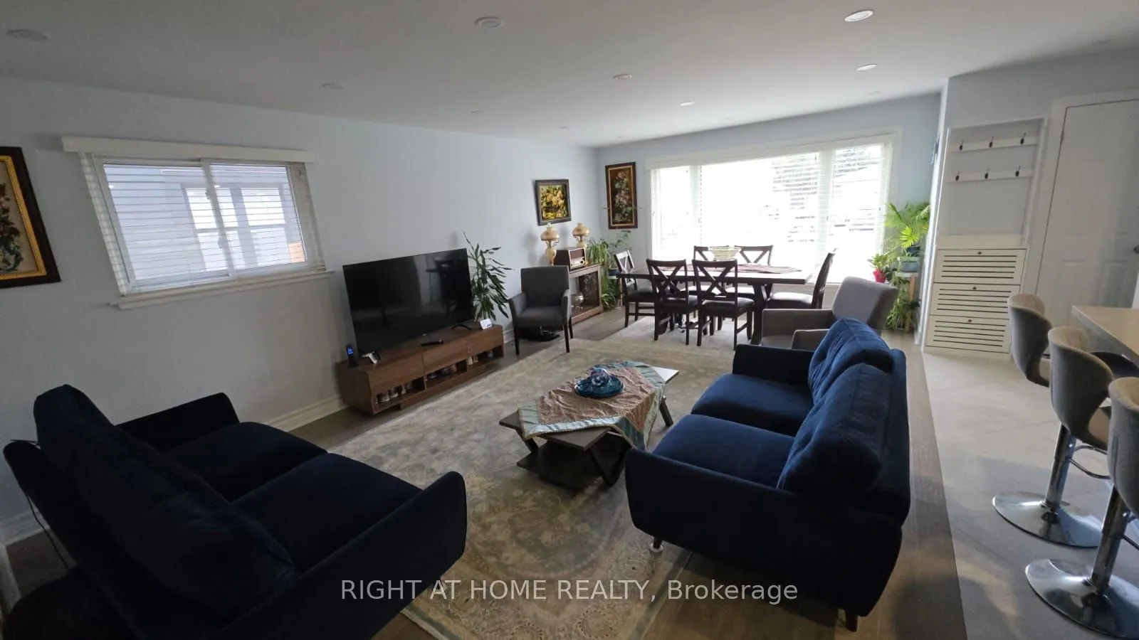 Detached interior view at 783 Oliva Street Pickering