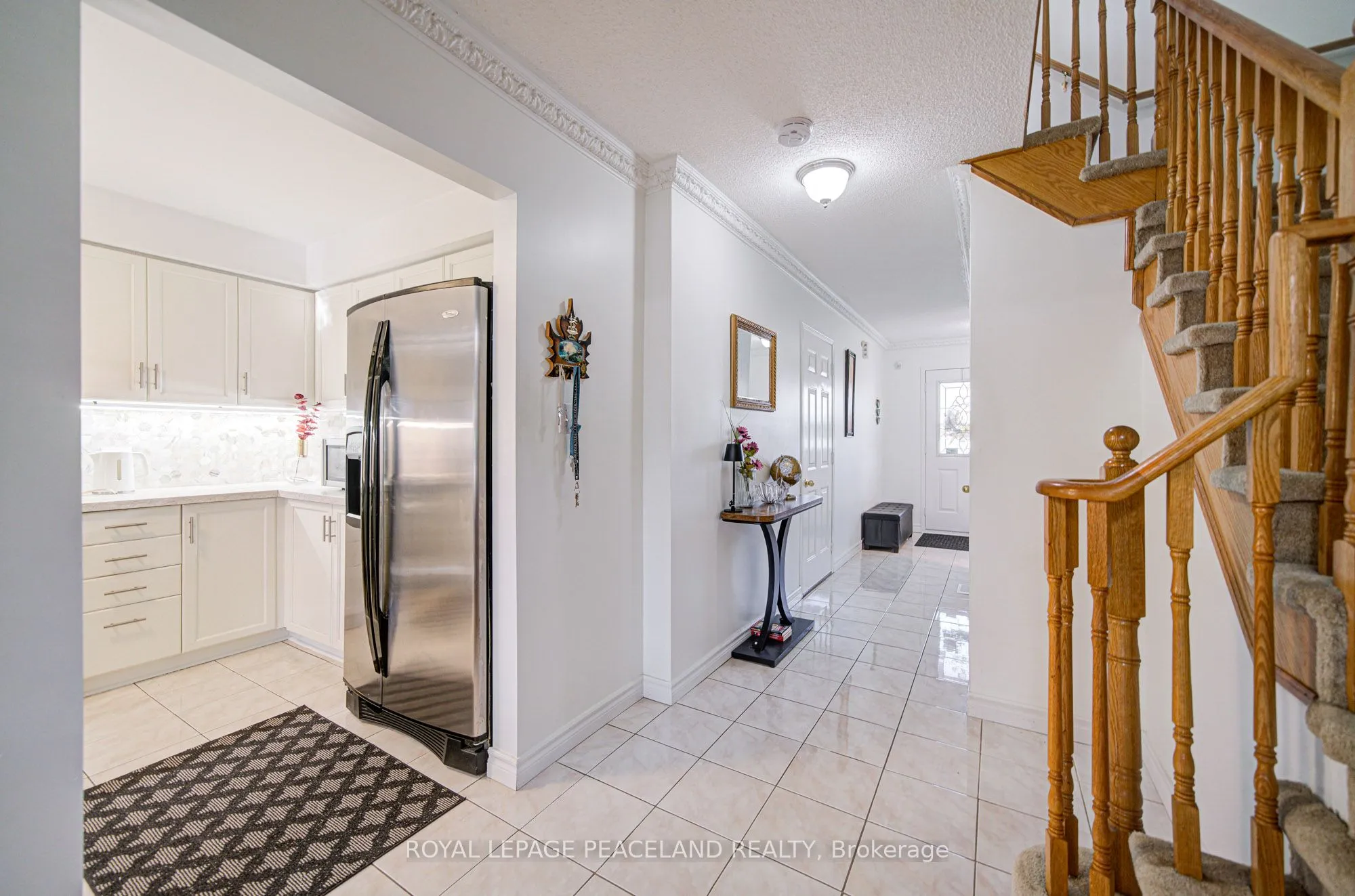 Att/Row/Townhouse 4 bedroom 4 bathroom at 14 Oglevie Drive in Whitby - MLS# E12589038