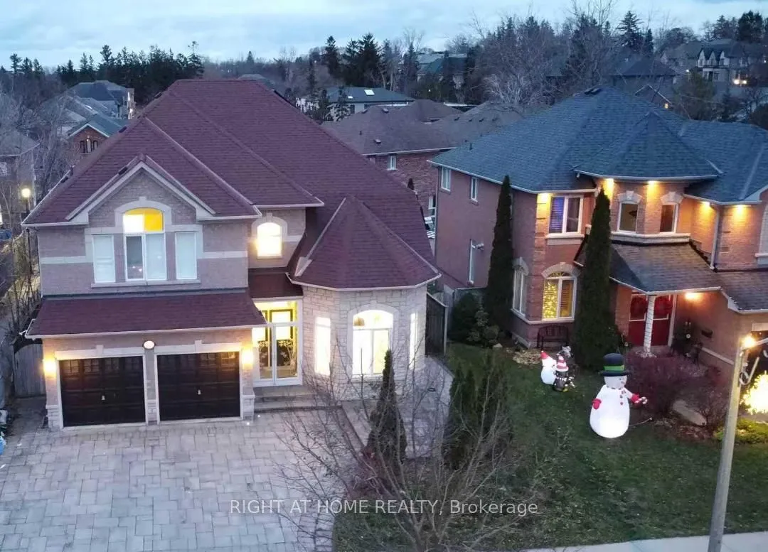 Detached 5 bedroom 5 bathroom at 861 Strouds Lane in Pickering - MLS# E12589992