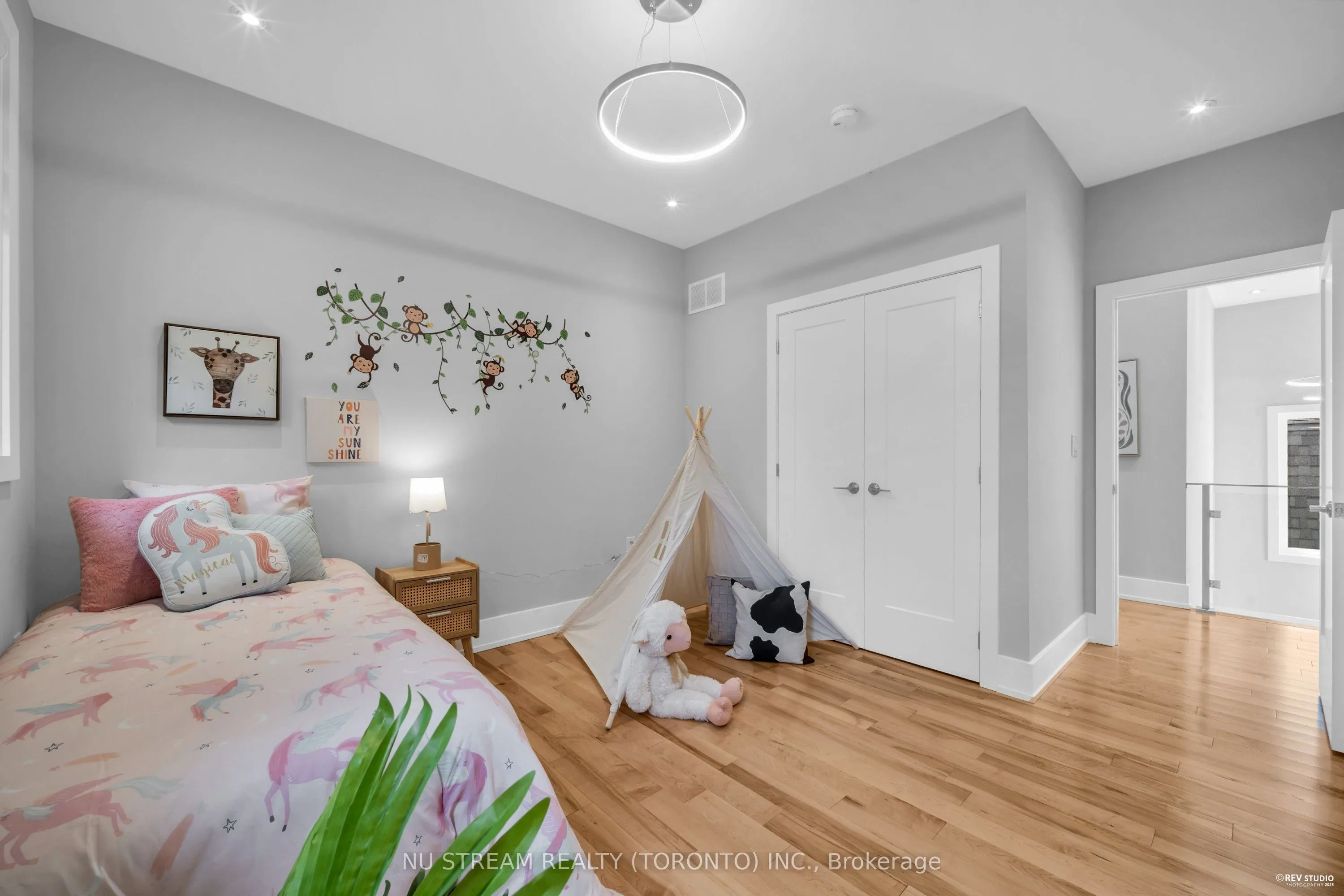 Detached kitchen at 4 Westbourne Avenue Toronto