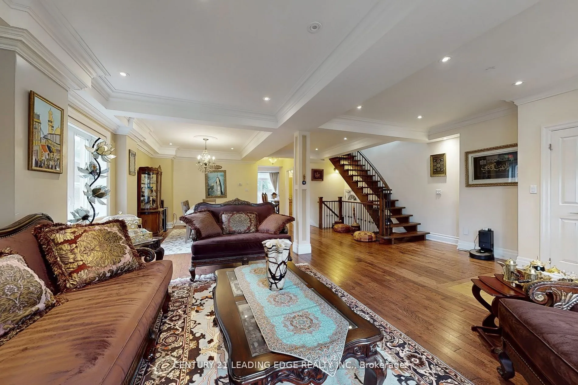 Detached interior view at 11 Bellvare Crescent Toronto