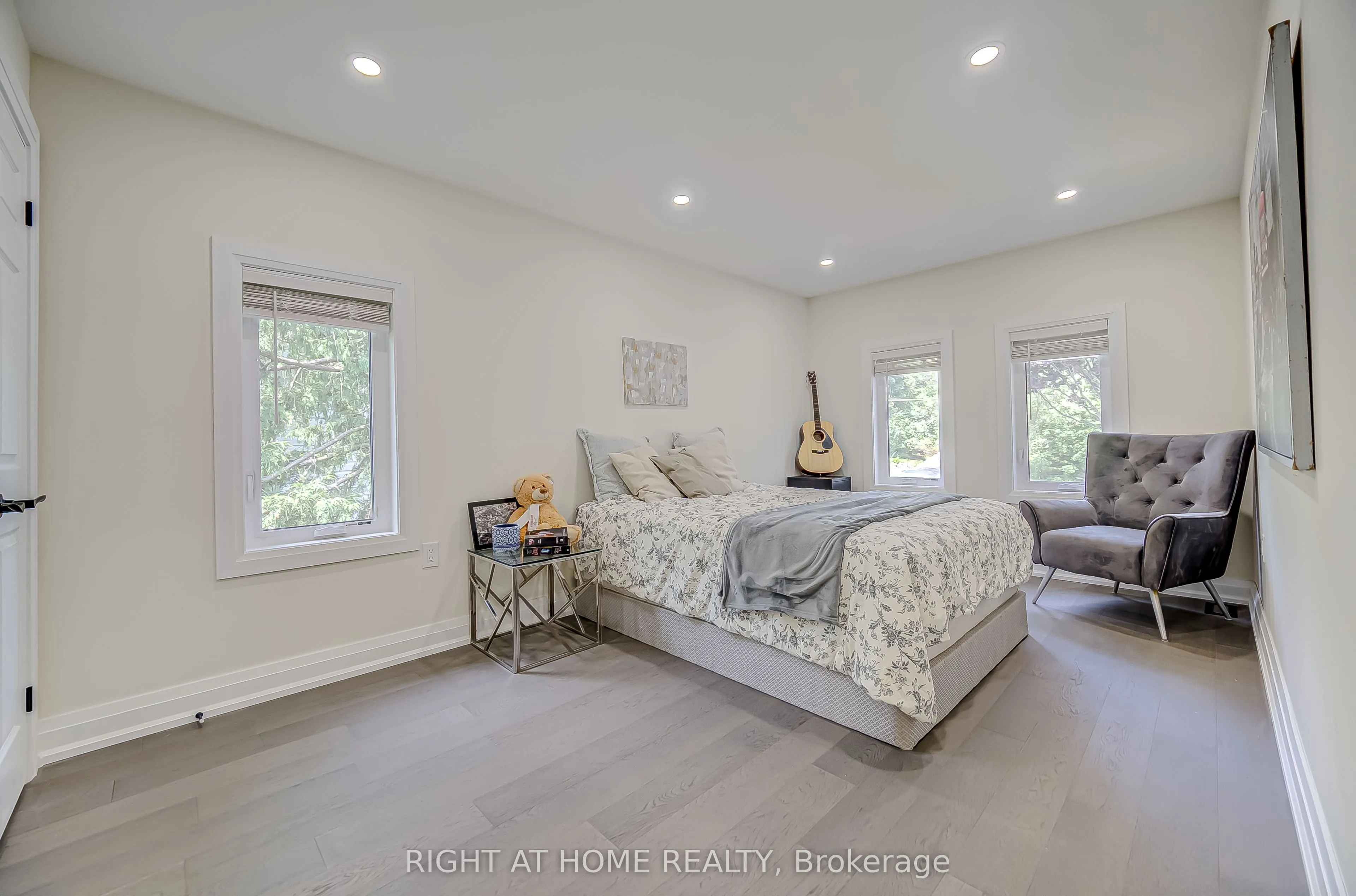 Detached living room at 1482 OLD FOREST Road Pickering