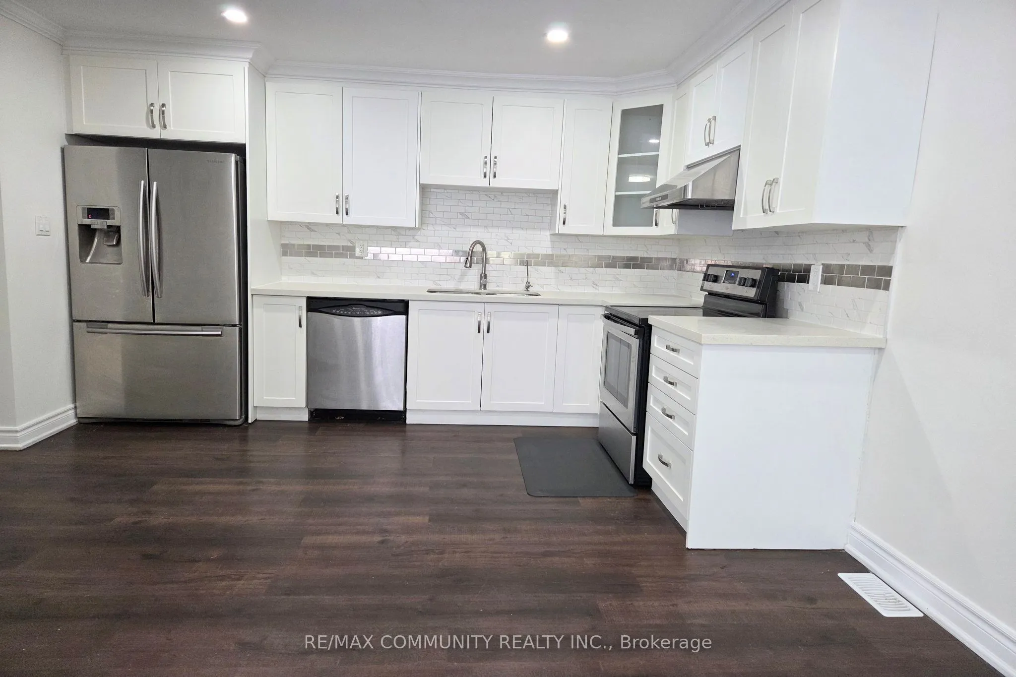 Detached interior view at 11490 Simcoe Street Scugog