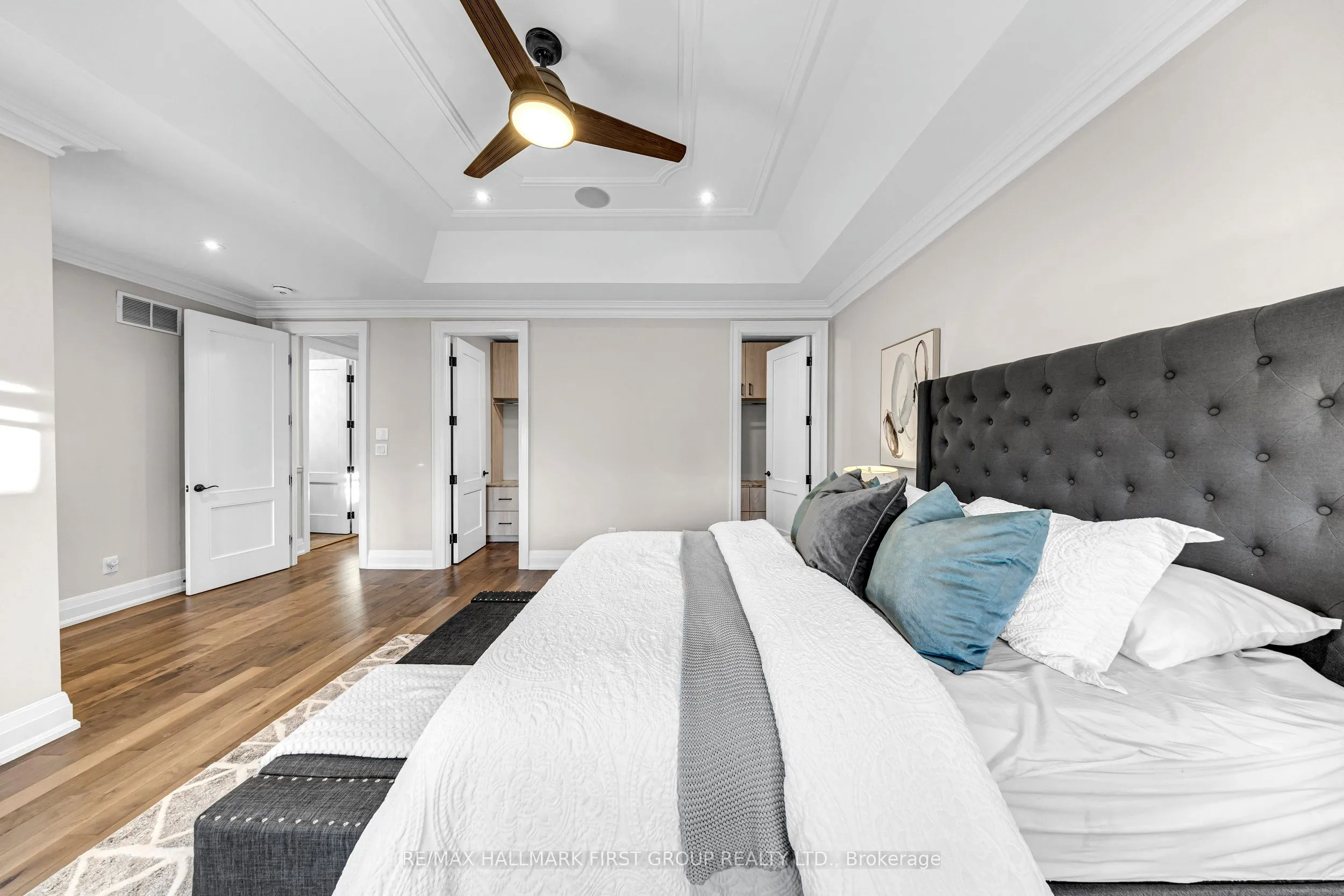 Detached kitchen at 752 Hillview Crescent Pickering