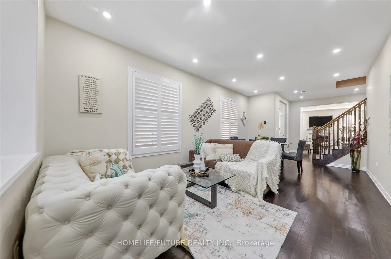 Detached interior view at 1010 Dashwood Court Pickering