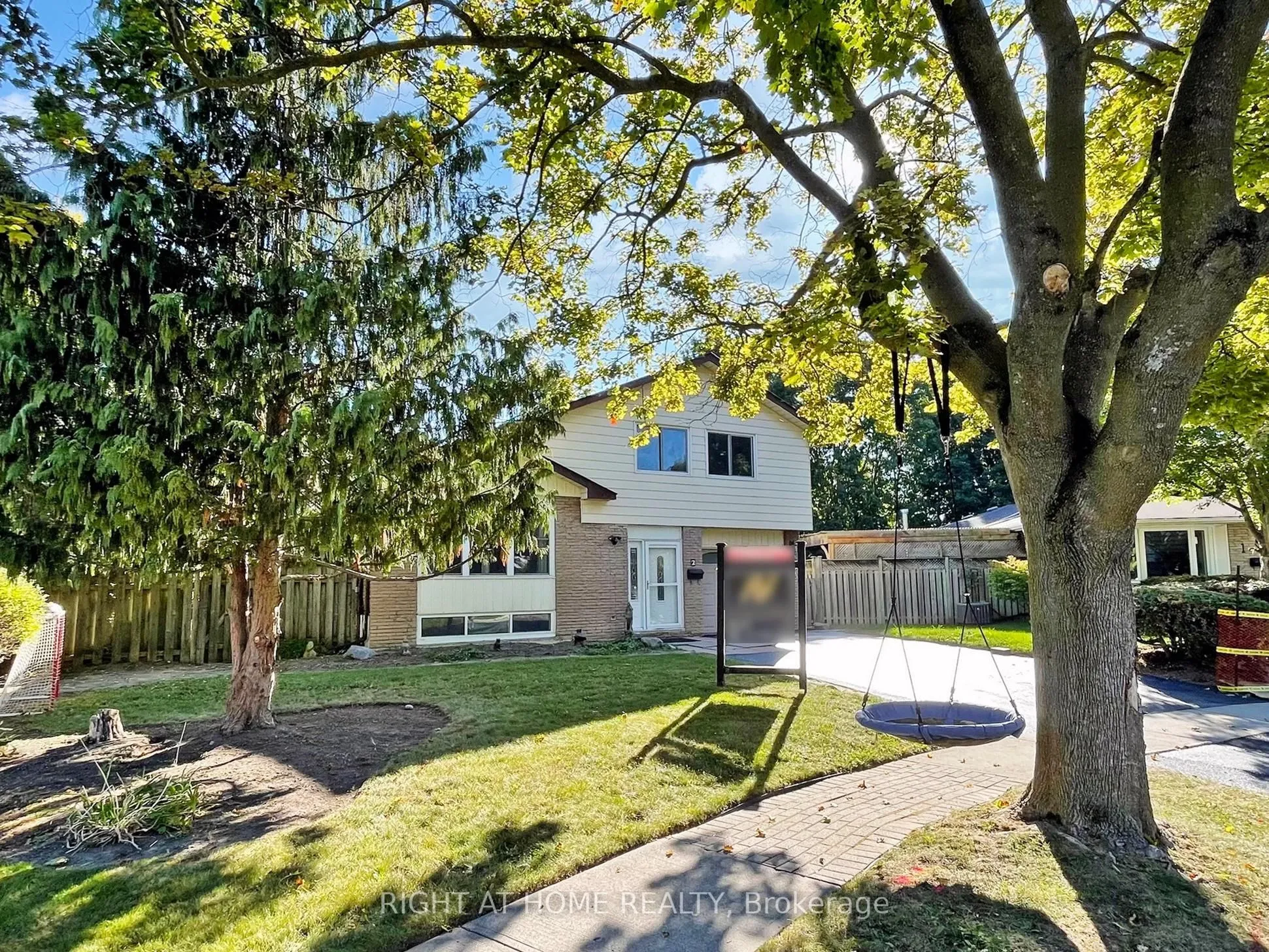 Detached interior view at 2 Hetherington Drive Clarington