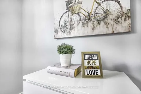 702 Lublin Avenue, Pickering, ON L1W 1Z2