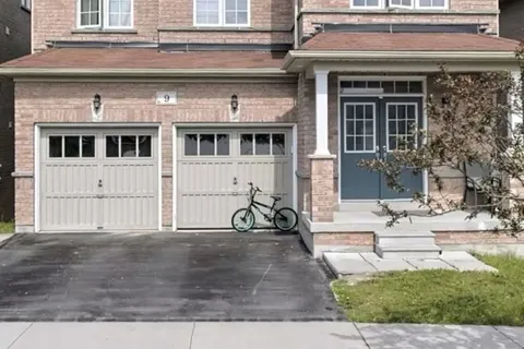 9 Keith-Wright Crescent, Ajax, ON L1Z 0P9