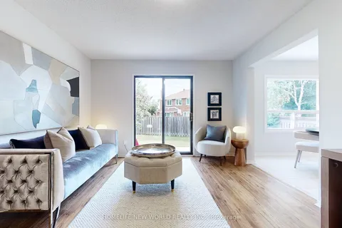 225 Roxanne Crescent, Toronto, ON M1V 4G5