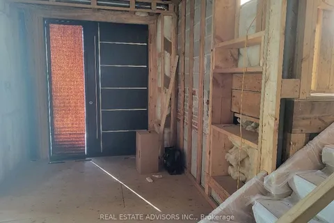 12 Dobbin Road, Toronto, ON M1T 1C4