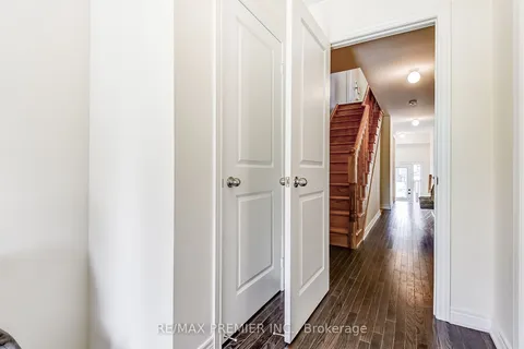 14 Cunliffe Lane, Ajax, ON L1S 0H4