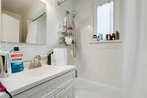 52 Herbert Ave, Toronto, ON M4L 3P9