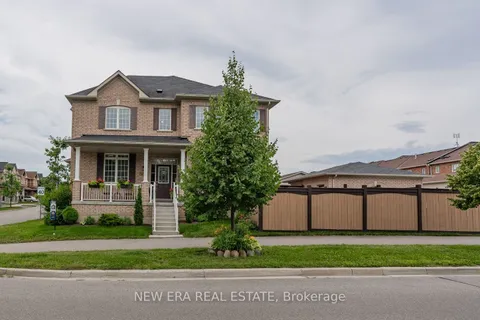 2494 Earl Gray Ave, Pickering, ON L1X 0B9