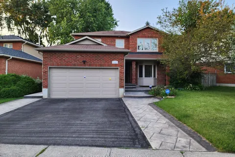 102 William Stephenson Dr, Whitby, ON L1N 8T1