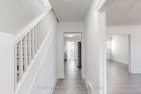 179 Celina St, Oshawa, ON L1H 4N3