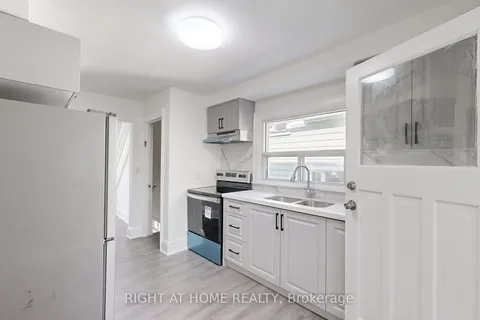 179 Celina St, Oshawa, ON L1H 4N3