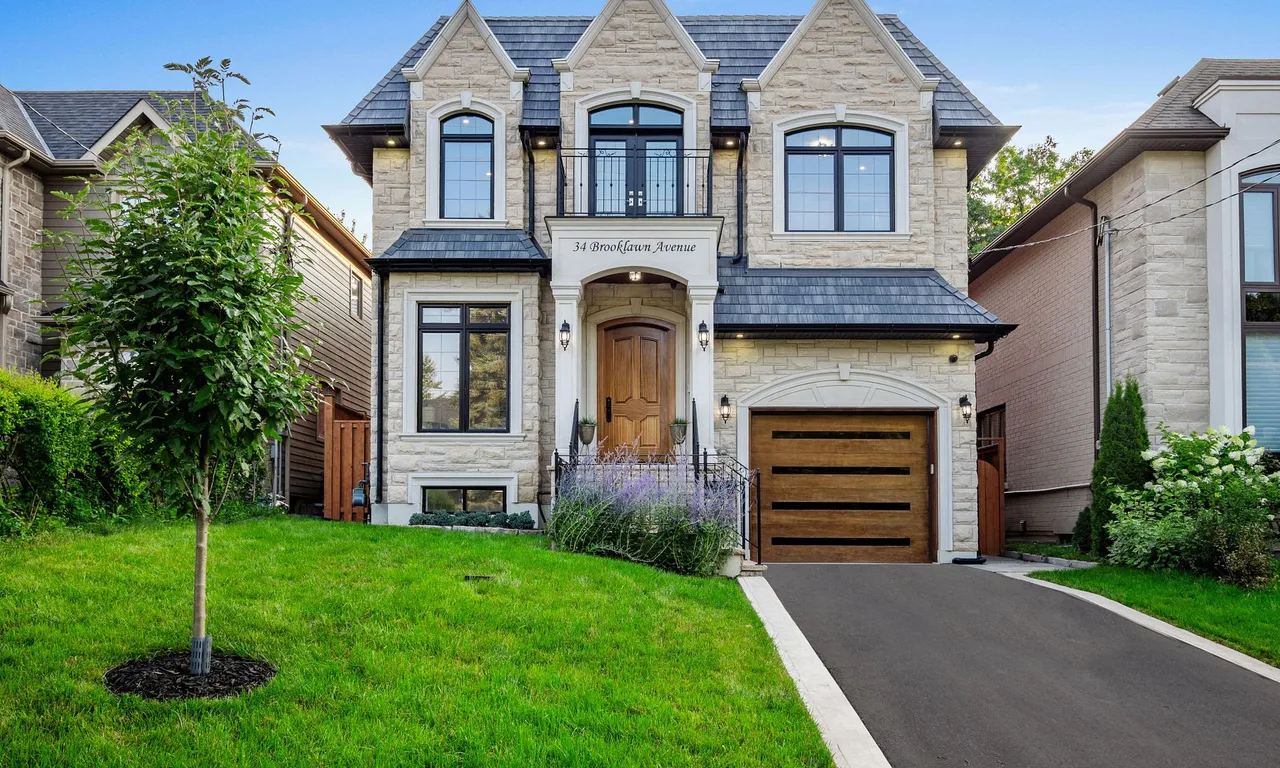 34 Brooklawn Ave, Toronto, ON M1M 2P4