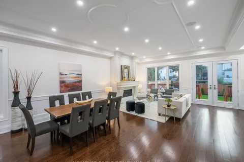34 Brooklawn Ave, Toronto, ON M1M 2P4