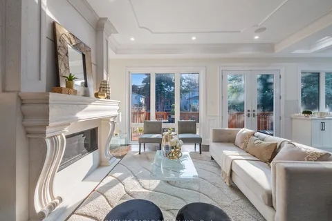 34 Brooklawn Ave, Toronto, ON M1M 2P4