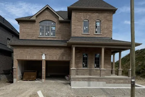 51 Robin Tr, Scugog, ON L9L 2C7