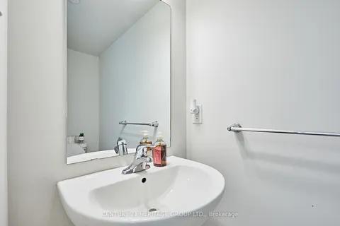 2278 CHEVRON PRINCE Path, Oshawa, ON L1L 0K8