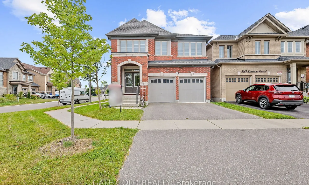 2560 Bandsman Cres, Oshawa, ON L1L 0M2
