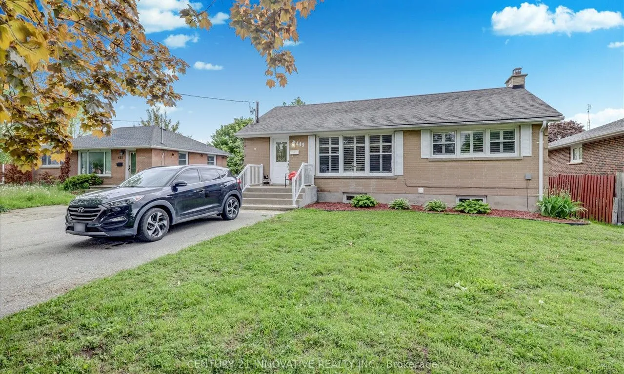 449 Fernhill Blvd, Oshawa, ON L1J 5J6