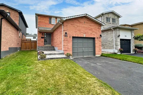 328 Bristol Cres, Oshawa, ON L1J 8J6