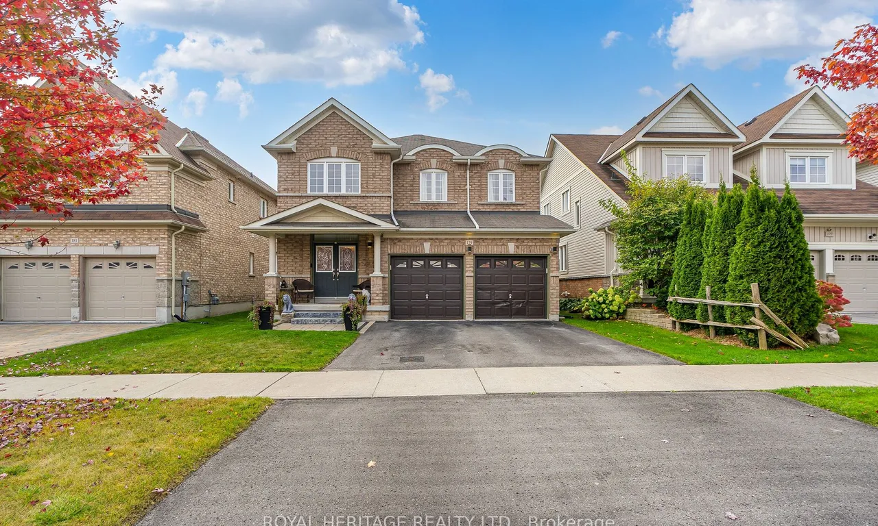 179 Glenabbey Dr, Clarington, ON L1E 0C4