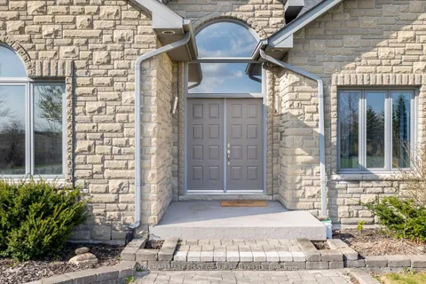 7472 Aked Rd, Clarington, ON L1C 3K6