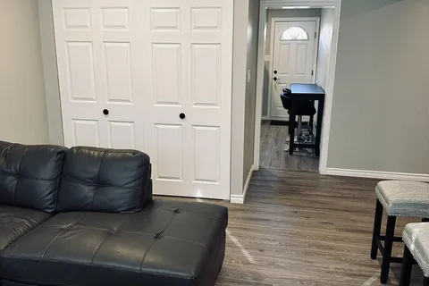 580 Digby Ave, Oshawa, ON L1G 1W6