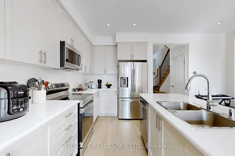 42 Clipper Lane, Clarington, ON L1C 3K3