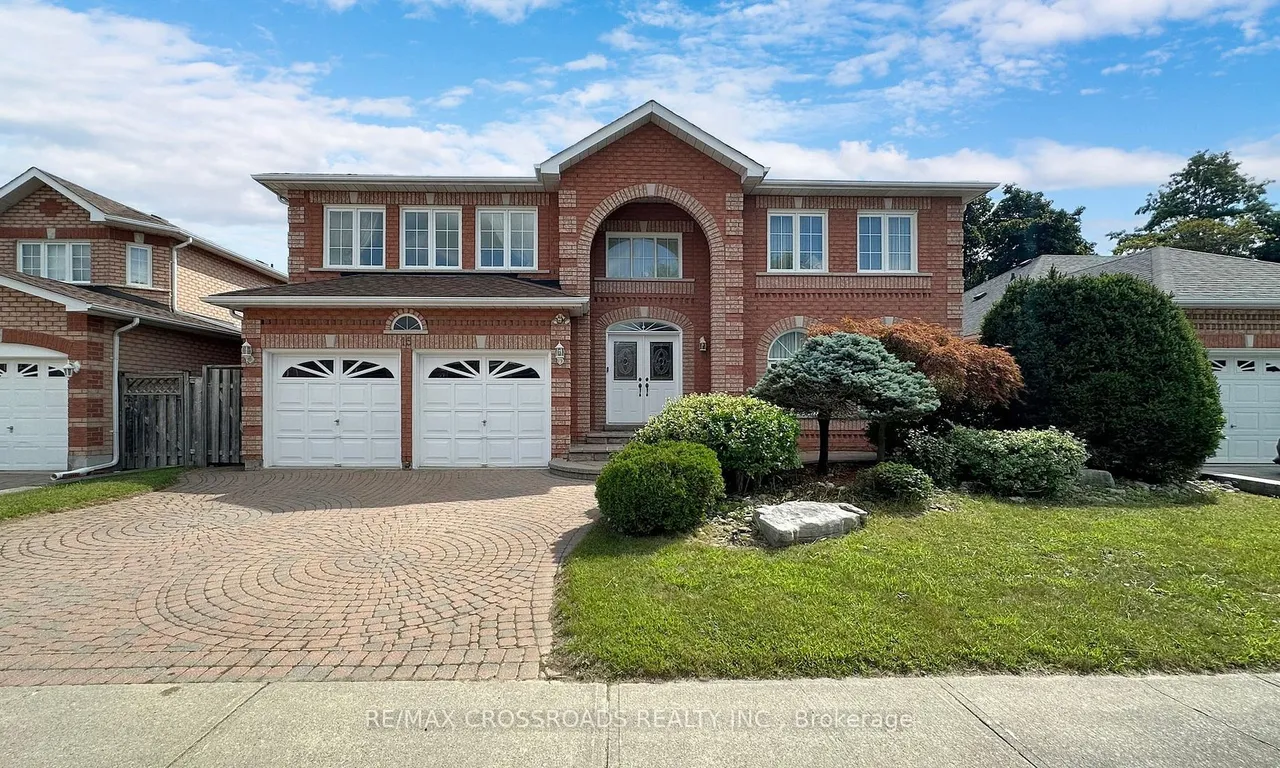 15 Devonridge Cres, Toronto, ON M1C 5A5