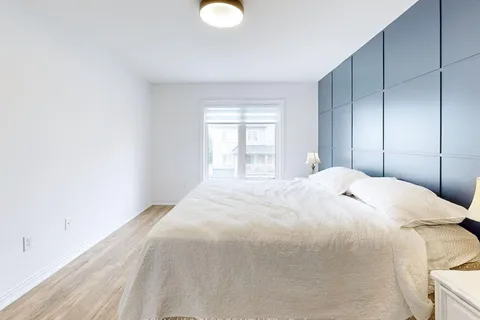 17 Devineridge Ave, Ajax, ON L1Z 0T1