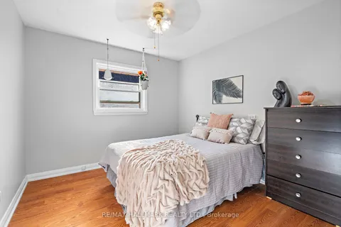 439 Madison Ave, Oshawa, ON L1J 2P7