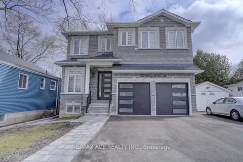 33 Maple St, Ajax, ON L1S 1V5