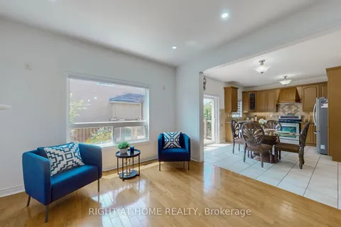 12 Pickthall Terr, Toronto, ON M1E 5K9