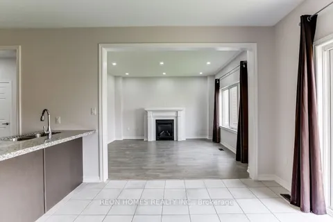 11 Crombie St, Clarington, ON L1C 3K2