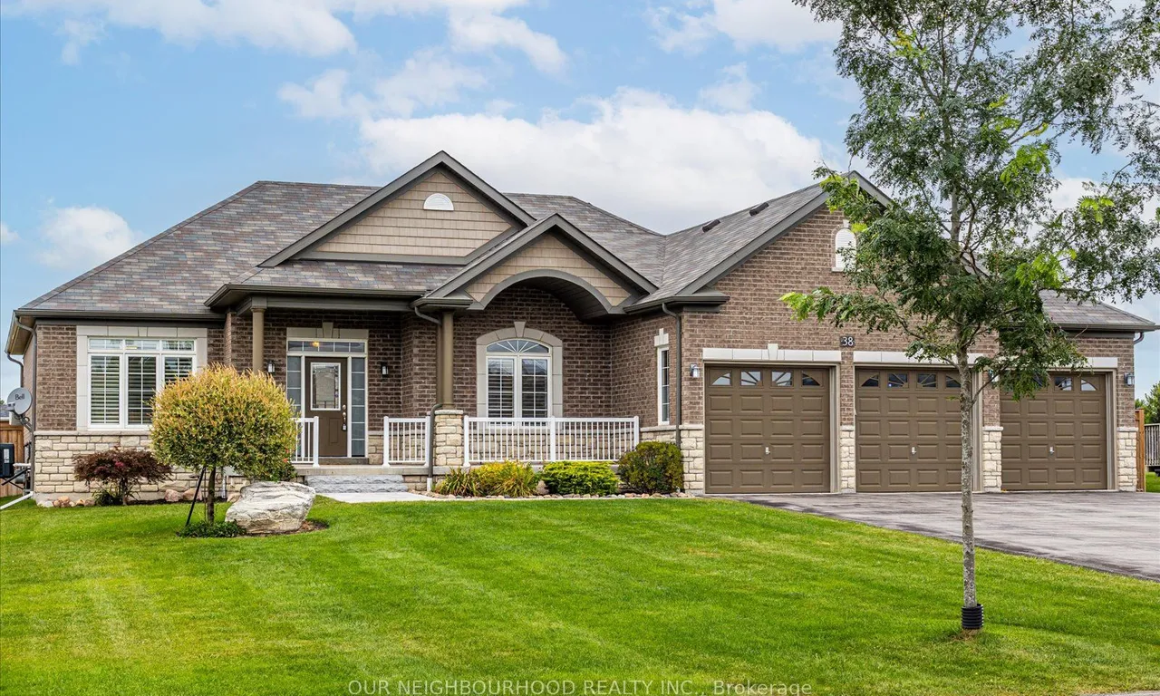 38 Charles Tilley Cres, Clarington, ON L0A 1J0