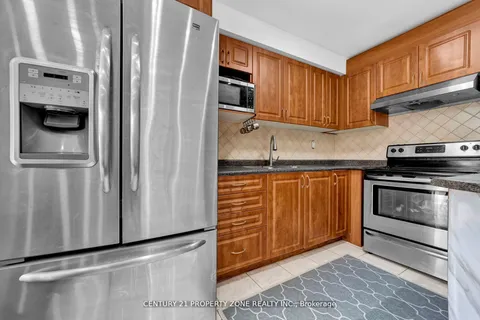 16 Chad Cres, Toronto, ON M1B 2Z6