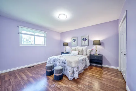 8 Deerfield Crt, Whitby, ON L1N 5V1