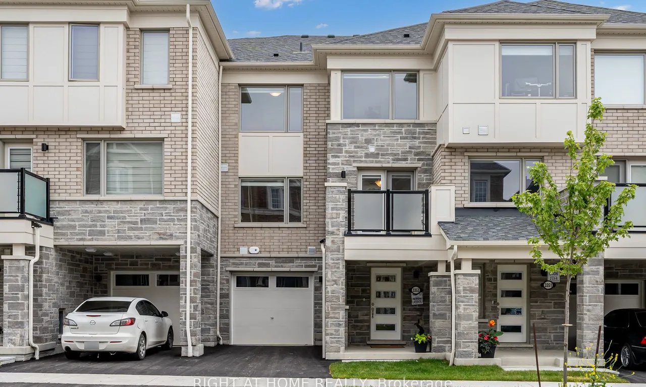 3353 Thunderbird Prom, Pickering, ON L1X 0N1