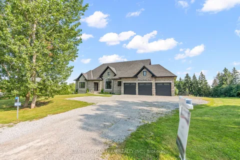 2 Castle Harbour Dr, Scugog, ON L9L 1P4