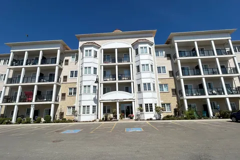 70 Shipway Ave, Clarington, ON L1B 0V7