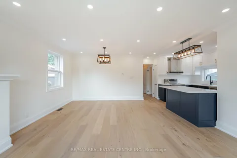 27 Garthwood Dr, Toronto, ON M1K 2J8