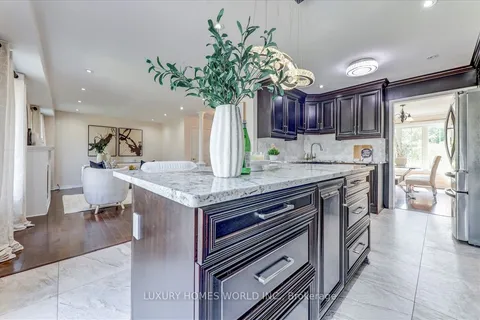 90 Seward Cres, Ajax, ON L1Z 1Y9
