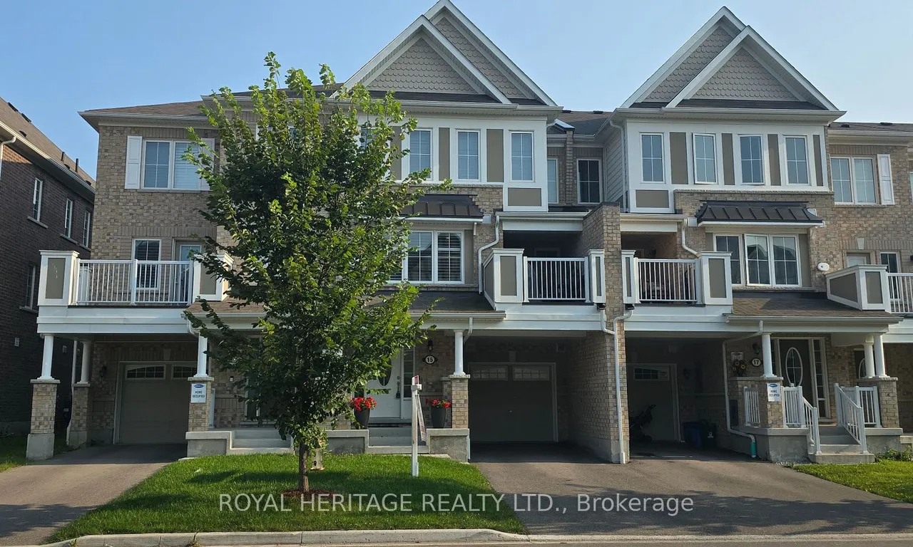 15 Goldeye St, Whitby, ON L1P 0E5