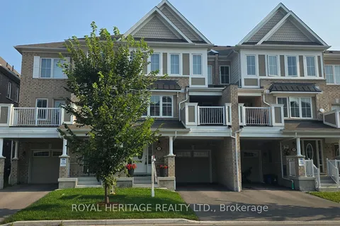 15 Goldeye St, Whitby, ON L1P 0E5