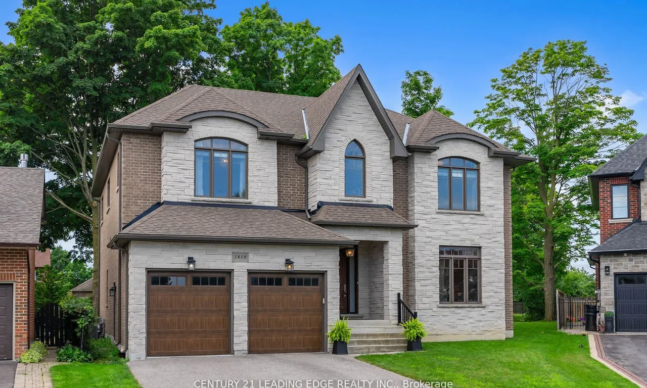 1618 Heathside Cres, Pickering, ON L1V 5W7