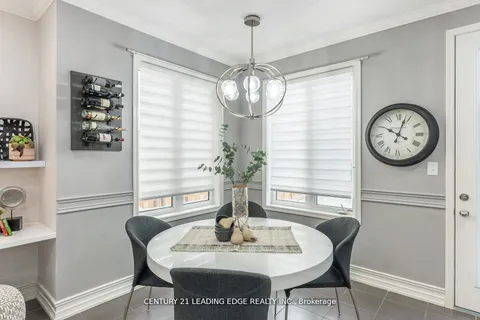 2397 Dress Circle Cres, Oshawa, ON L1L 0L9